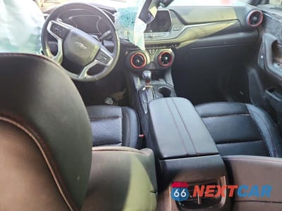 Zdjęcie 8 z 12 samochodu: 2019 CHEVROLET BLAZER RS VIN:3GNKBJRS6KS642934 - miniatura