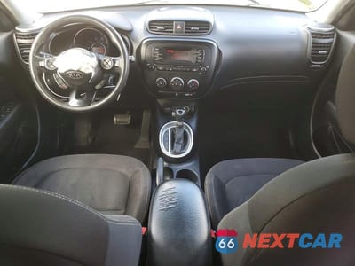 Zdjęcie 8 z 12 samochodu: 2016 KIA SOUL BASE VIN:KNDJN2A23G7872336 - miniatura