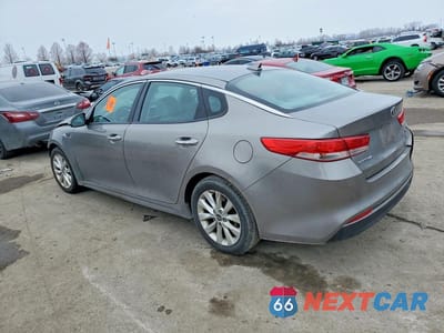 Drugie zdjęcie samochodu z przodu: 2018 KIA OPTIMA EX VIN:5XXGU4L35JG240113 - miniatura