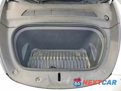 Zdjęcie 11 z 11 samochodu: 2022 TESLA MODEL Y VIN:7SAYGDEE5NF433626 - miniatura