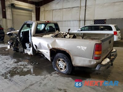 Drugie zdjęcie samochodu z przodu: 2001 CHEVROLET SILVERADO K1500 VIN:1GCEK14V71E193344 - miniatura