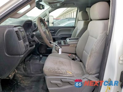 Zdjęcie 7 z 13 samochodu: 2015 CHEVROLET SILVERADO K2500 HEAVY DUTY VIN:1GC1KUEG6FF646581 - miniatura