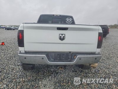 Zdjęcie 6 z 13 samochodu: 2014 RAM 2500 SLT VIN:3C6UR5MJXEG299515 - miniatura