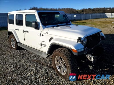 Czwarte zdjęcie samochodu z boku: 2020 JEEP WRANGLER UNLIMITED SAHARA VIN:1C4HJXEN4LW166116 - miniatura