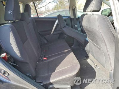 Zdjęcie 10 z 12 samochodu: 2015 TOYOTA RAV4 XLE VIN:JTMRFREV8FD173507 - miniatura