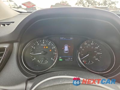 Zdjęcie 9 z 13 samochodu: 2018 NISSAN ROGUE SV VIN:KNMAT2MT8JP508561 - miniatura