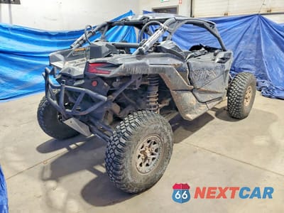 Czwarte zdjęcie samochodu z boku: 2018 CAN-AM MAVERICK X3 X RS TURBO R VIN:3JBVXAW44JK004518 - miniatura
