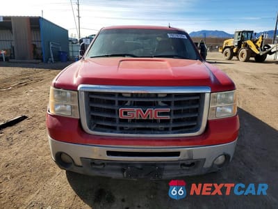 Piąte zdjęcie samochodu w środku: 2008 GMC SIERRA K2500 HEAVY DUTY VIN:1GTHK23638F206124 - miniatura