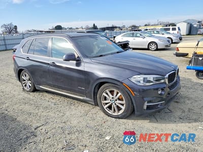 Czwarte zdjęcie samochodu z boku: 2015 BMW X5 XDRIVE35I VIN:5UXKR0C56F0K52705 - miniatura