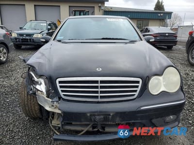 Piąte zdjęcie samochodu w środku: 2007 MERCEDES-BENZ C 230 VIN:WDBRF52HX7A920596 - miniatura