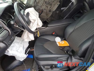 Zdjęcie 7 z 12 samochodu: 2022 TOYOTA CAMRY SE VIN:4T1G11AK4NU661267 - miniatura