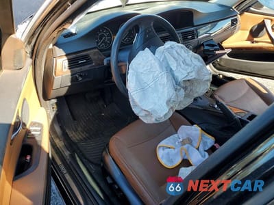 Zdjęcie 8 z 12 samochodu: 2009 BMW 335 I VIN:WBAPM77559NL87820 - miniatura