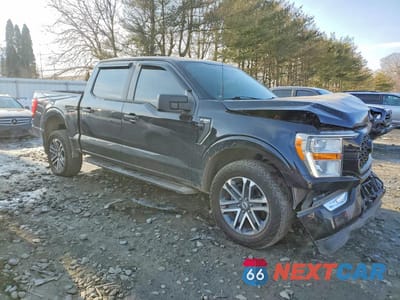 Czwarte zdjęcie samochodu z boku: 2022 FORD F150 SUPERCREW VIN:1FTEW1EP2NFA76873 - miniatura