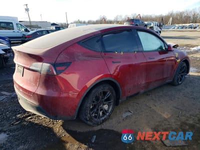 Trzecie zdjęcie samochodu z tyłu: 2024 TESLA MODEL Y VIN:7SAYGAEE1RF115359 - miniatura