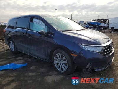 Czwarte zdjęcie samochodu z boku: 2021 HONDA ODYSSEY LX VIN:5FNRL6H22MB008423 - miniatura