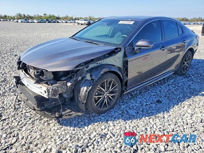 2024 TOYOTA CAMRY 4T1T11AK8RU916913 - główne zdjęcie licytacji z USA - miniatura