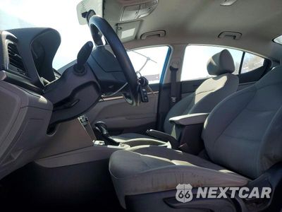 Zdjęcie 7 z 11 samochodu: 2017 HYUNDAI ELANTRA SE VIN:KMHD74LF6HU094969 - miniatura