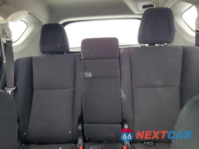 Zdjęcie 10 z 14 samochodu: 2017 TOYOTA RAV4 HYBRID XLE VIN:JTMRJREV8HD142159 - miniatura