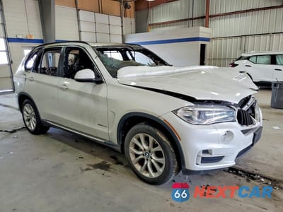 Czwarte zdjęcie samochodu z boku: 2016 BMW X5 SDRIVE35I VIN:5UXKR2C55G0H43153 - miniatura