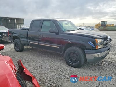 Czwarte zdjęcie samochodu z boku: 2003 CHEVROLET SILVERADO K1500 VIN:2GCEK19T131257342 - miniatura
