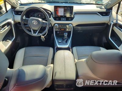 Zdjęcie 8 z 12 samochodu: 2020 TOYOTA RAV4 HYBRID LIMITED VIN:JTMDWRFV8LD548011 - miniatura