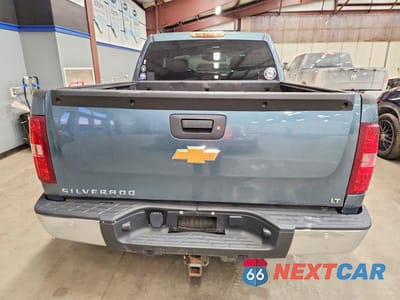 Zdjęcie 6 z 12 samochodu: 2011 CHEVROLET SILVERADO K1500 LT VIN:3GCPKSE34BG375024 - miniatura
