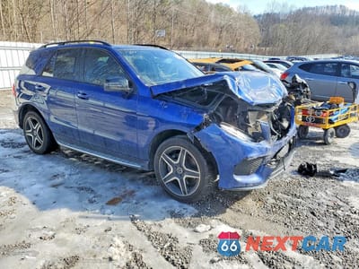 Czwarte zdjęcie samochodu z boku: 2017 MERCEDES-BENZ GLE 350 4MATIC VIN:4JGDA5HB2HA936141 - miniatura