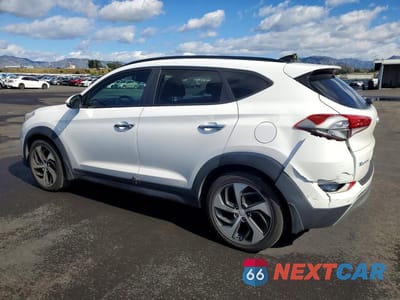 Drugie zdjęcie samochodu z przodu: 2016 HYUNDAI TUCSON LIMITED VIN:KM8J33A20GU253072 - miniatura