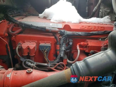 Zdjęcie 7 z 10 samochodu: 2007 VOLVO VNL SEMI TRUCK VIN:4V4NC9TG67N429753 - miniatura