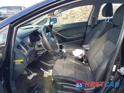 Zdjęcie 7 z 11 samochodu: 2015 KIA FORTE LX VIN:KNAFX4A62F5340873 - miniatura