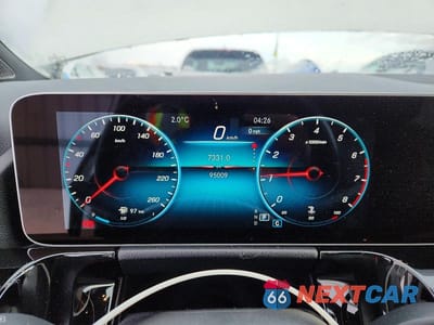 Zdjęcie 9 z 12 samochodu: 2021 MERCEDES-BENZ GLA 250 4MATIC VIN:W1N4N4HBXMJ185022 - miniatura