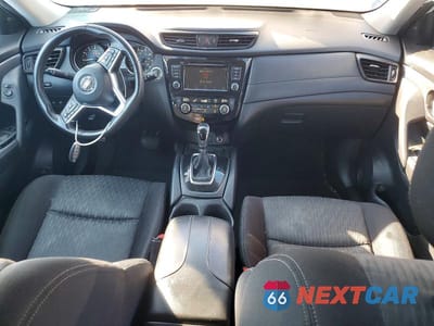 Zdjęcie 8 z 13 samochodu: 2019 NISSAN ROGUE S VIN:JN8AT2MV9KW374284 - miniatura