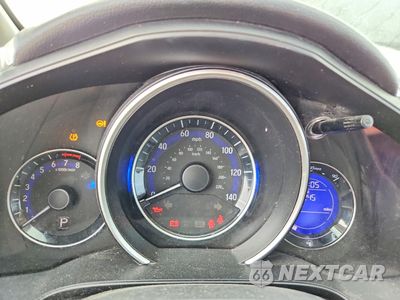 Zdjęcie 9 z 13 samochodu: 2019 HONDA FIT LX VIN:3HGGK5H46KM720725 - miniatura