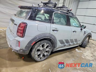 Trzecie zdjęcie samochodu z tyłu: 2024 MINI COOPER S COUNTRYMAN ALL4 VIN:WMZ83BR00R3S21103 - miniatura