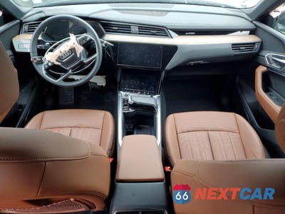 Zdjęcie 8 z 13 samochodu: 2024 AUDI Q8 E-TRON PREMIUM PLUS VIN:WA15AAGE9RB063054 - miniatura