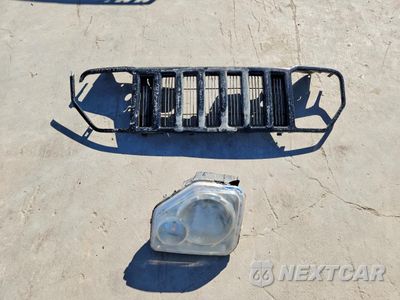 Zdjęcie 13 z 14 samochodu: 2010 JEEP LIBERTY SPORT VIN:1J4PN2GK1AW142479 - miniatura
