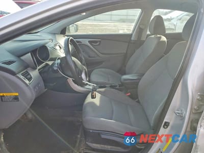 Zdjęcie 7 z 11 samochodu: 2013 HYUNDAI ELANTRA GLS VIN:KMHDH4AE0DU527834 - miniatura