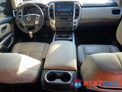 Zdjęcie 8 z 12 samochodu: 2021 NISSAN TITAN SV VIN:1N6AA1EF4MN507607 - miniatura