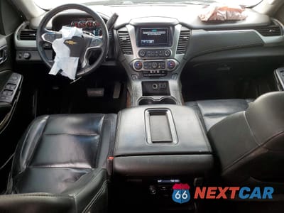 Zdjęcie 8 z 14 samochodu: 2017 CHEVROLET SUBURBAN C1500 LT VIN:1GNSCHKC8HR235508 - miniatura