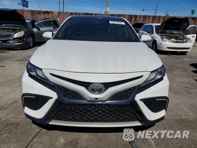 Piąte zdjęcie samochodu w środku: 2018 TOYOTA CAMRY XSE VIN:4T1BZ1HKXJU012687 - miniatura