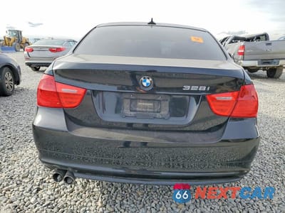Zdjęcie 6 z 12 samochodu: 2011 BMW 328 XI VIN:WBAPK7G58BNN86890 - miniatura