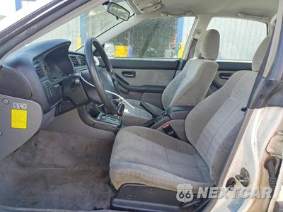 Zdjęcie 7 z 12 samochodu: 2001 SUBARU LEGACY L VIN:4S3BE635017213379 - miniatura