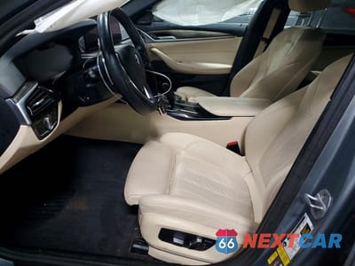 Zdjęcie 7 z 12 samochodu: 2023 BMW 530XE VIN:WBA33AG05PCM19967 - miniatura