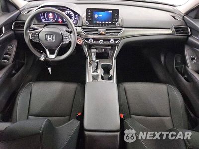 Zdjęcie 8 z 12 samochodu: 2020 HONDA ACCORD LX VIN:1HGCV1F15LA075443 - miniatura