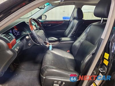 Zdjęcie 7 z 12 samochodu: 2011 LEXUS LS VIN:JTHCL5EF8B5009029 - miniatura