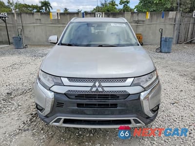 Piąte zdjęcie samochodu w środku: 2020 MITSUBISHI OUTLANDER SE VIN:JA4AZ3A33LZ018216 - miniatura