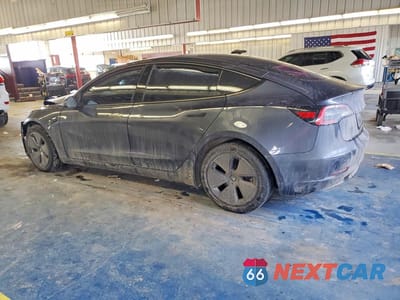 Drugie zdjęcie samochodu z przodu: 2023 TESLA MODEL 3 VIN:5YJ3E1EA2PF640714 - miniatura