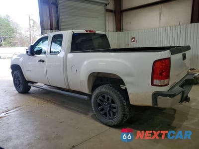 Drugie zdjęcie samochodu z przodu: 2011 GMC SIERRA C2500 HEAVY DUTY VIN:1GT21ZCG7BZ104955 - miniatura