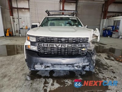 Piąte zdjęcie samochodu w środku: 2020 CHEVROLET SILVERADO K1500 VIN:3GCNYAEH2LG287263 - miniatura