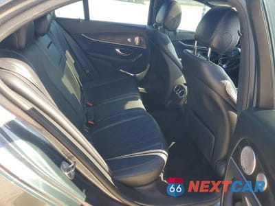 Zdjęcie 10 z 11 samochodu: 2017 MERCEDES-BENZ E 300 VIN:WDDZF4JB6HA082969 - miniatura